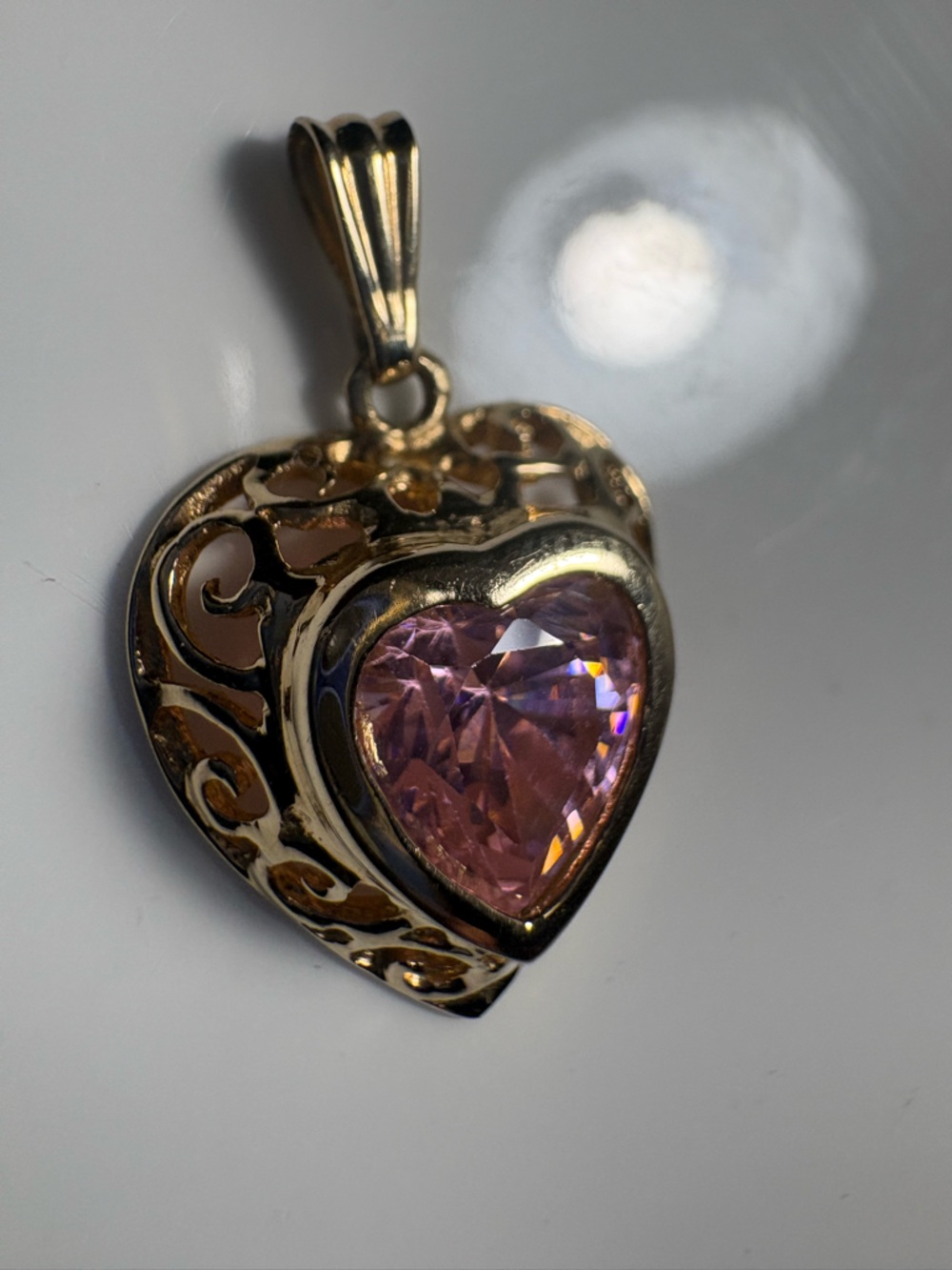 Vintage Style Gold Tone Pink Heart Pendant Romantic Filigree Statement Charm - Picture 3 of 5